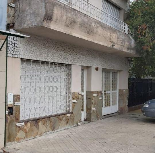 Casa · 193m² · 7 Ambientes · 1 Cochera