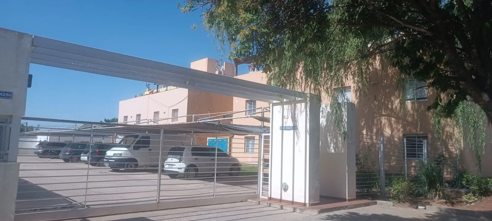 Venta Departamento 2 Dormitorios  cochera Las Palmas Córdoba