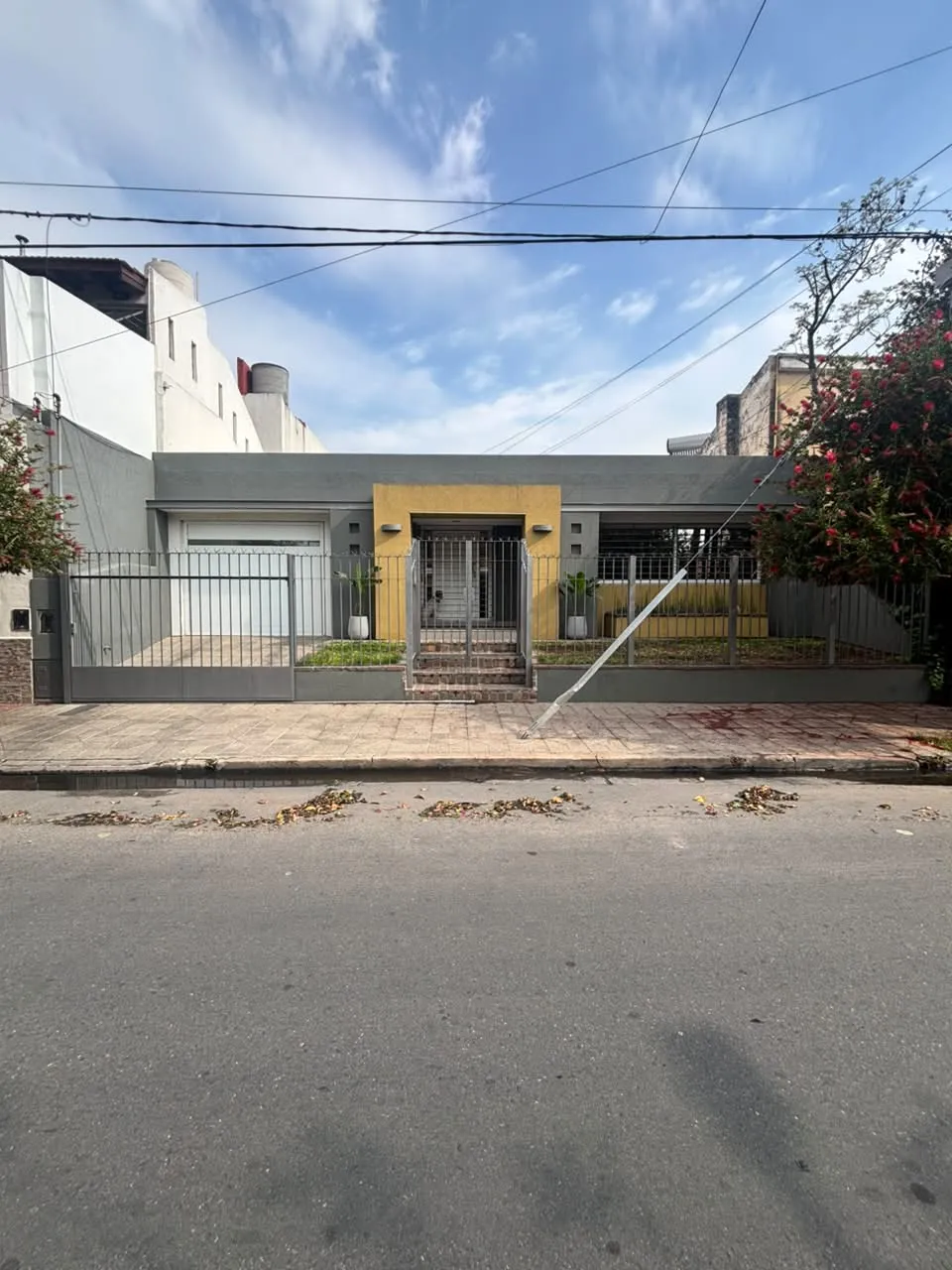 HERMOSA CASA REMODELADA EN BARRIO MAIPU