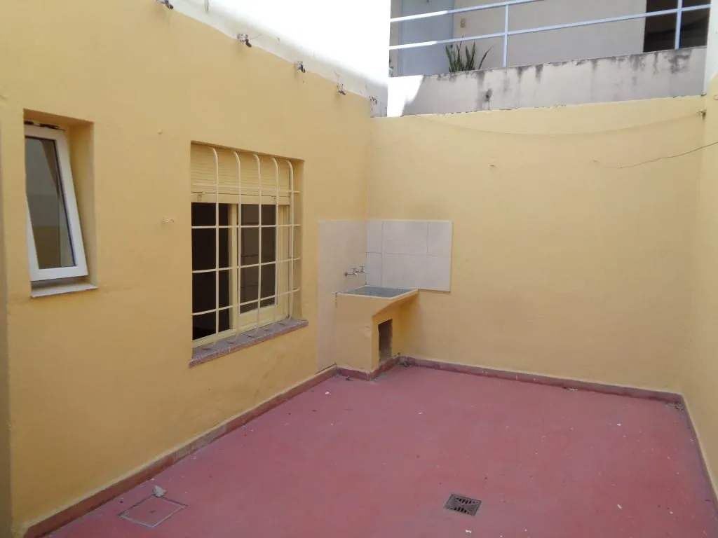 Barrio Cofico - Departamento de 1 Dormitorio, Amplio y Luminoso con Cocina Separ...