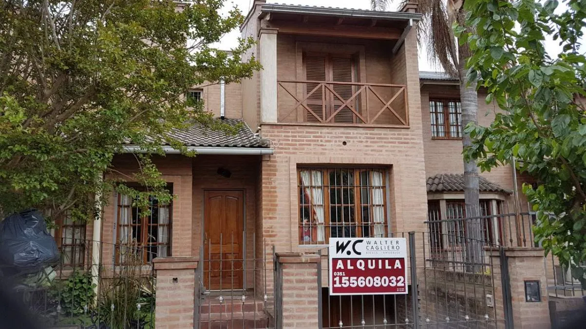 ALQUILER - PARQUE CAPITAL - 2 DORM. 2 BAÑOS - LIVIG-COMEDOR - COCINA COMEDOR, PA...