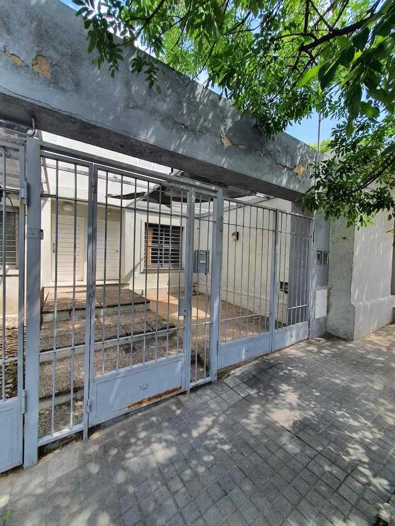 COFICO DUPLEX 2 DORM COCHERA Y PATIO