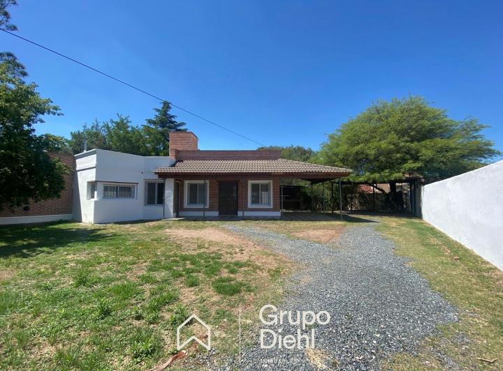 Casa · 350m² · 5 Ambientes · 2 Cocheras