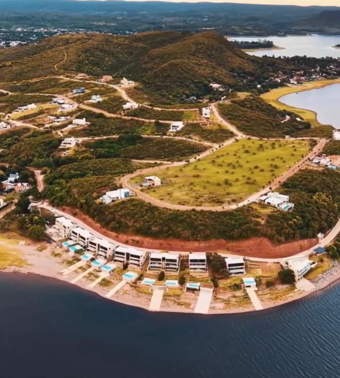 LOTE EN VENTA PUNTA PEÑON VILLA DEL DIQUE