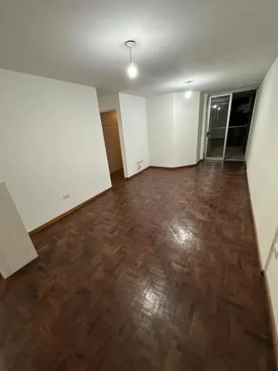 DEPARTAMENTO EN ALQUILER – 1 DORMITORIO – BALCÓN CON VISTA AL PARQUE SARMIENTO – NUEVA CÓRDOBA