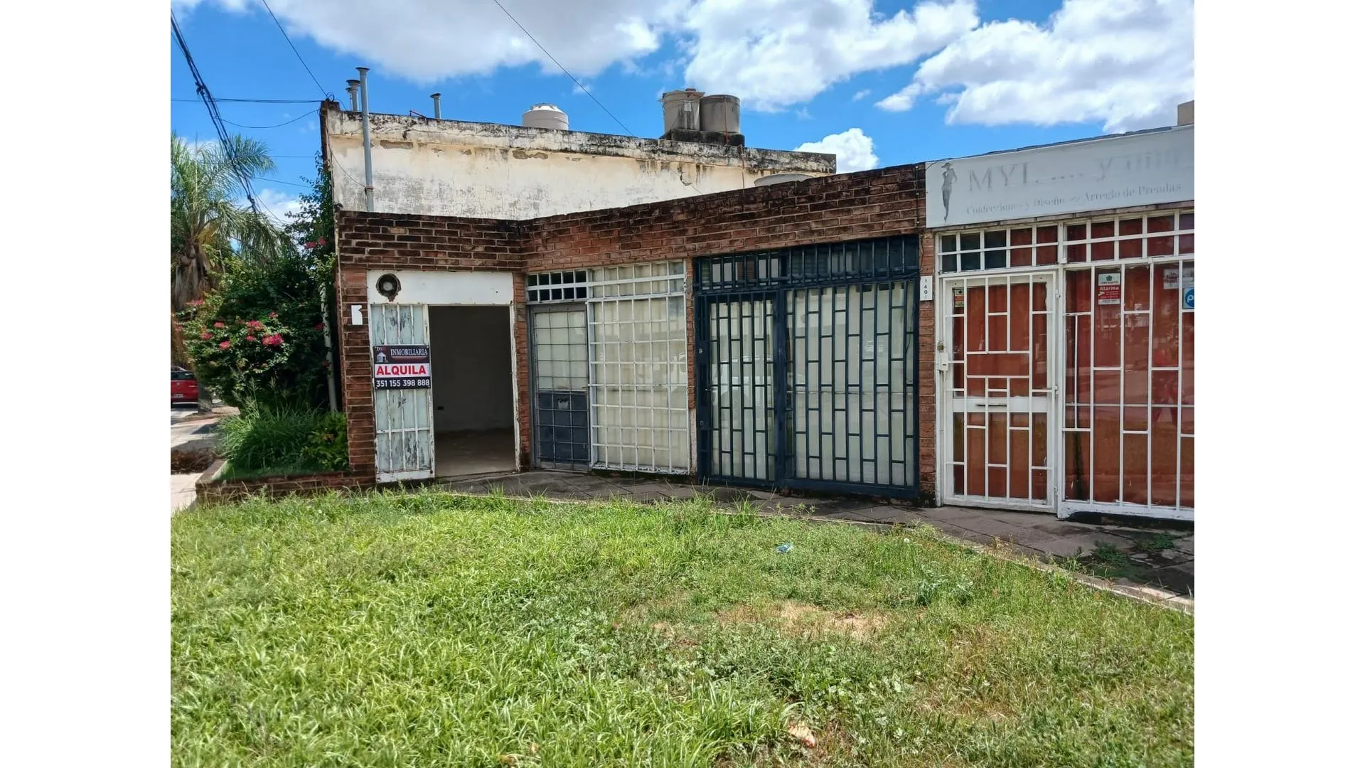 ALQUILO LOCAL Frente cancha de Talleres Jardin Espinosa