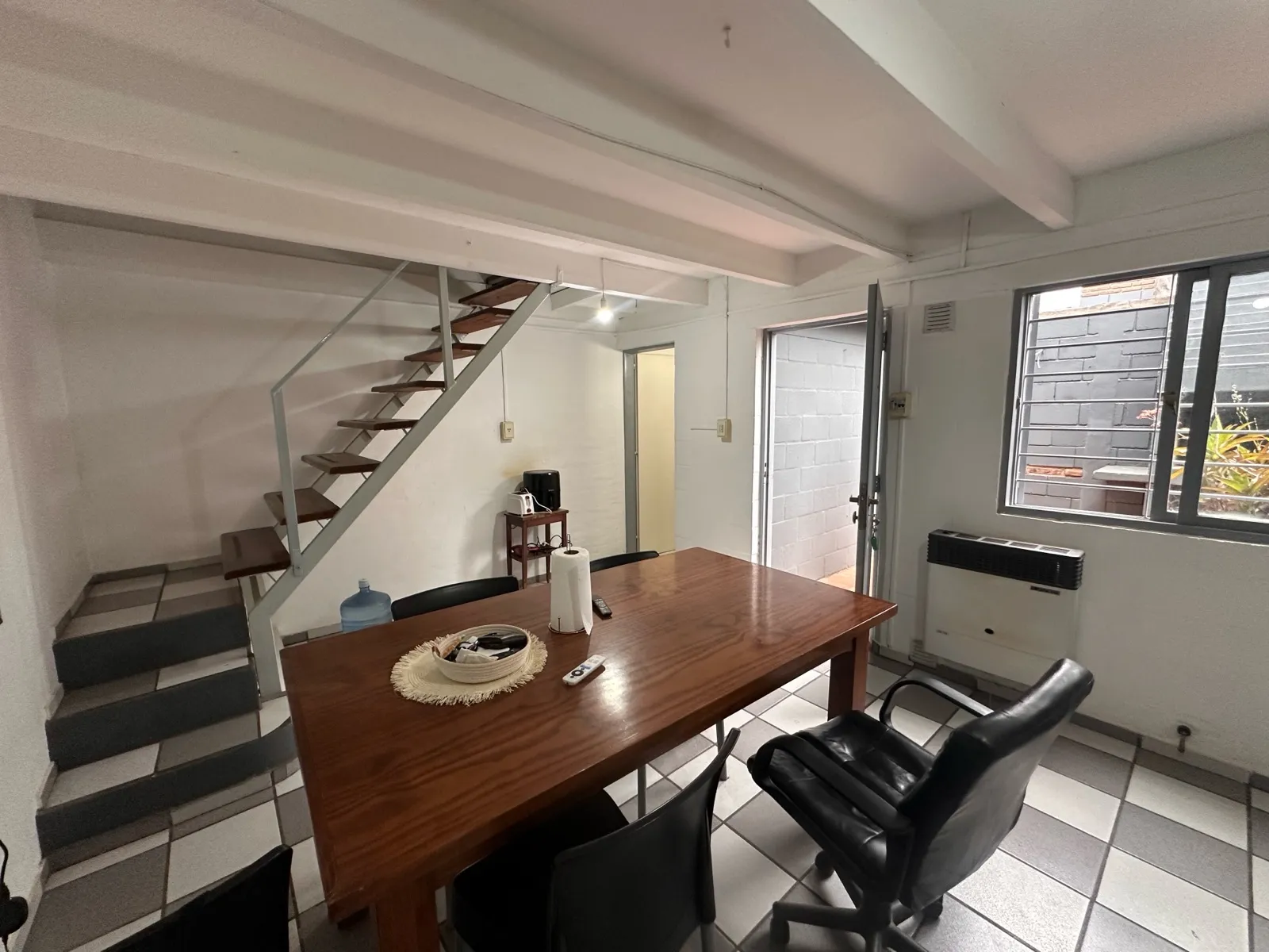 Dúplex de 1 dormitorio y medio en alquiler en Villa Centenario.