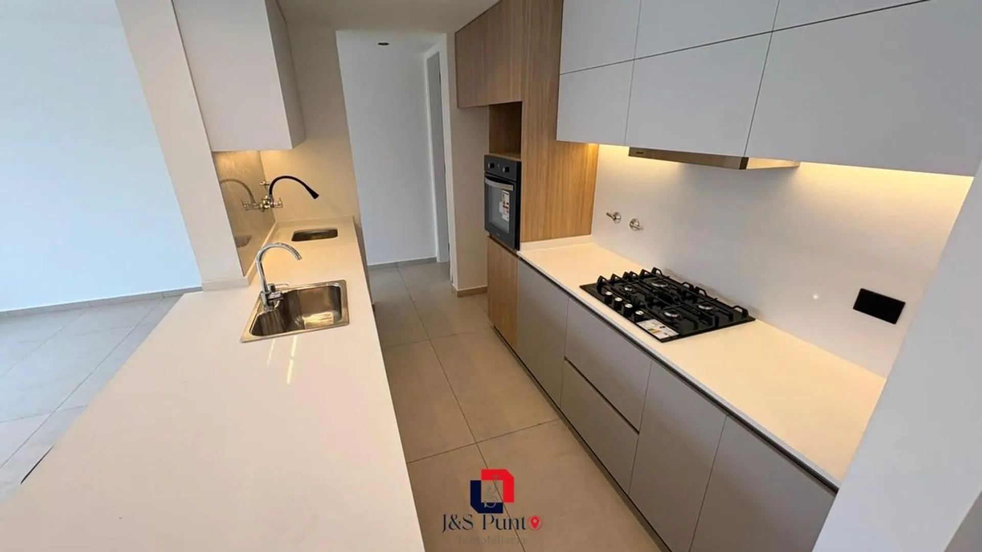Duplex en Docta Avenida