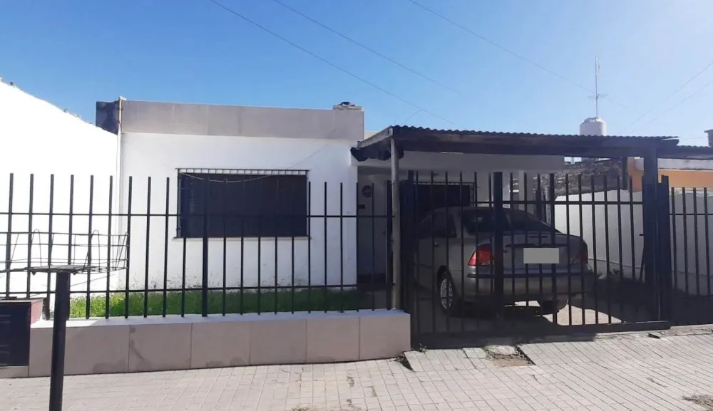 B° MAFEKIN – CASA EN VENTA – 2 DORMITORIOS