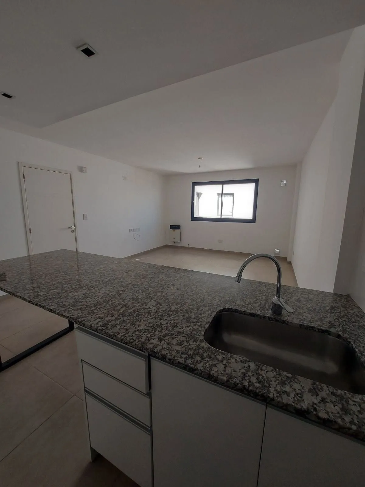 VENTA DEPARTAMENTO DE 1 DORMITORIO CON COCHERA MACRO CENTRO RIO CUARTO