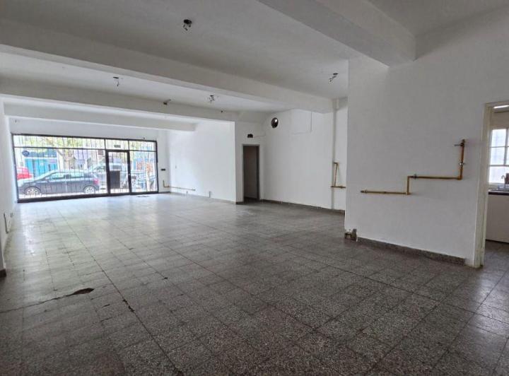Local comercial · 450m² · 5 Ambientes