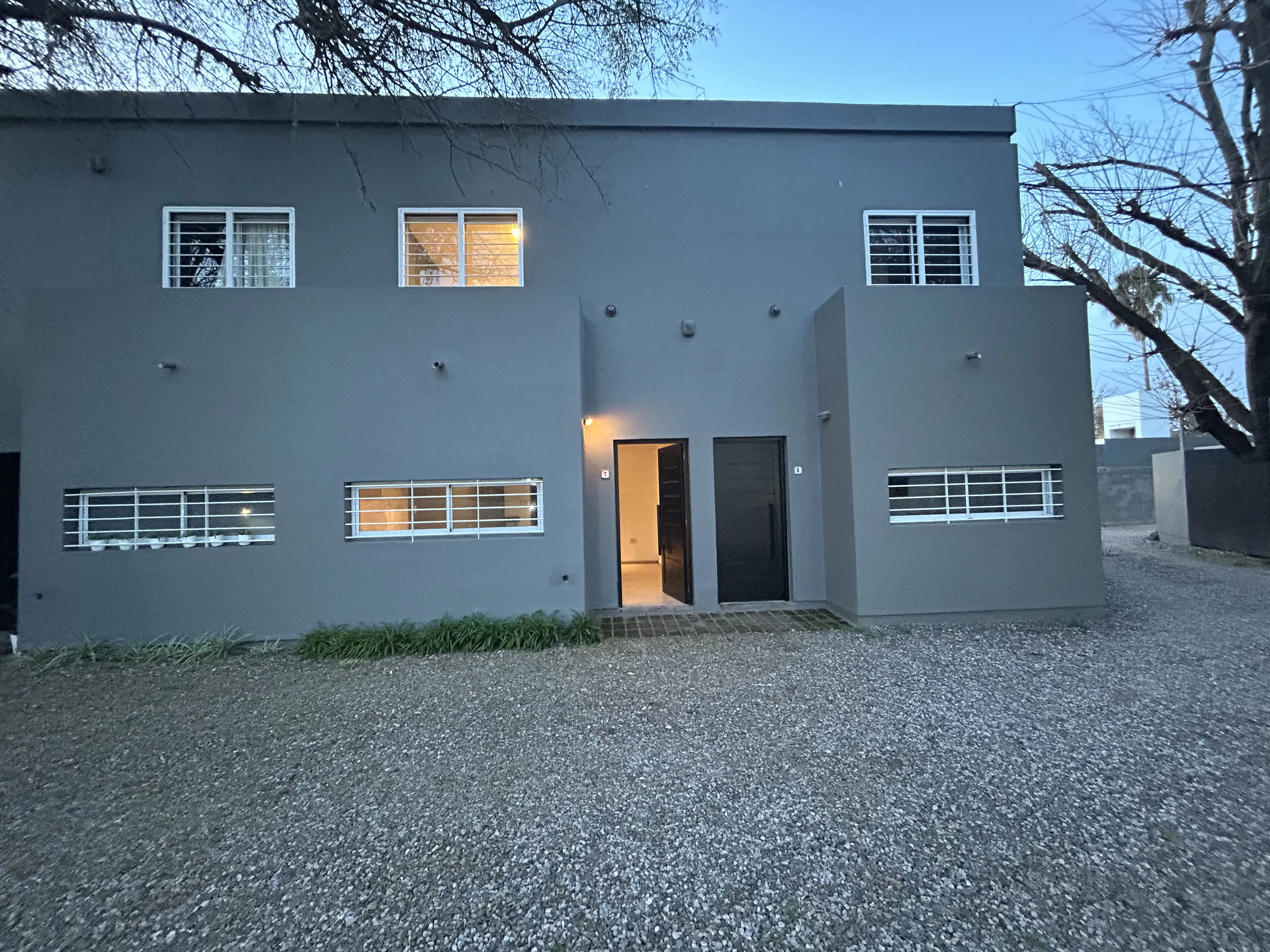 VILLA BELGRANO duplex 2 dorm muy seguros