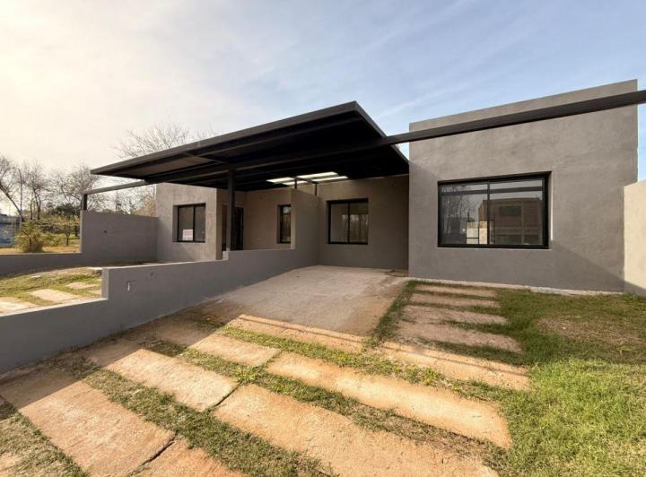 Casa · 108m² · 3 Ambientes · 1 Cochera