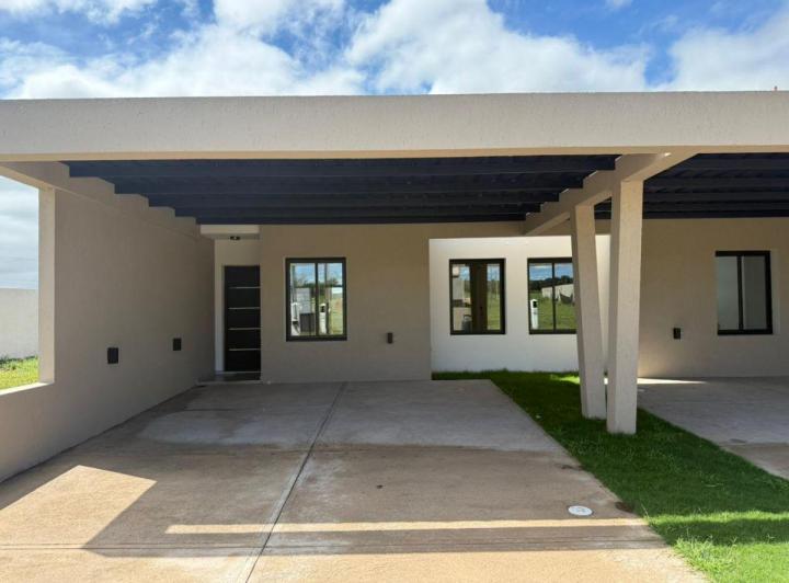 Casa · 89m² · 4 Ambientes · 2 Cocheras