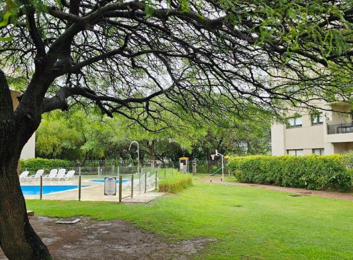 Departamento · 80m² · 4 Ambientes · 1 Cochera