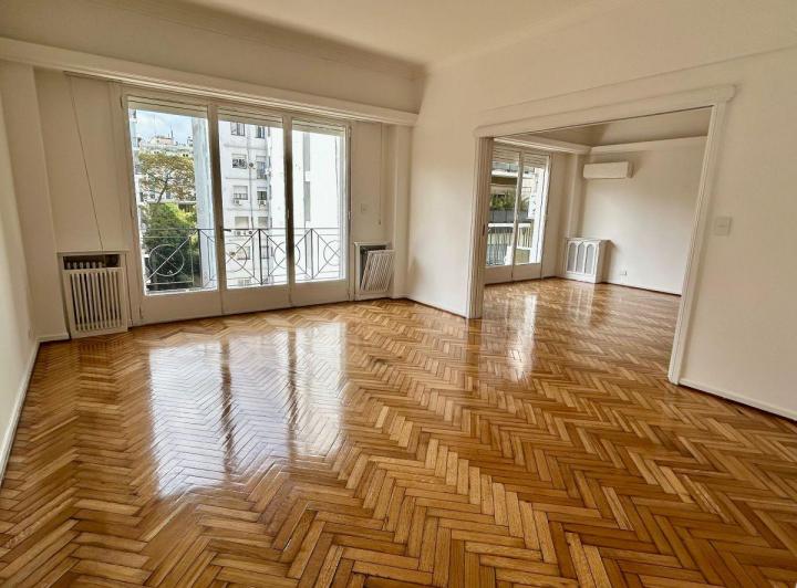 Departamento · 210m² · 5 Ambientes