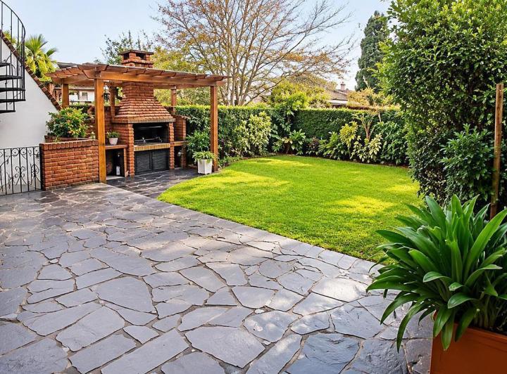 Casa · 414m² · 5 Ambientes · 4 Cocheras