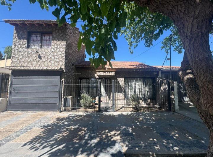 Casa · 149m² · 6 Ambientes