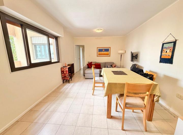 Departamento · 77m² · 4 Ambientes · 1 Cochera