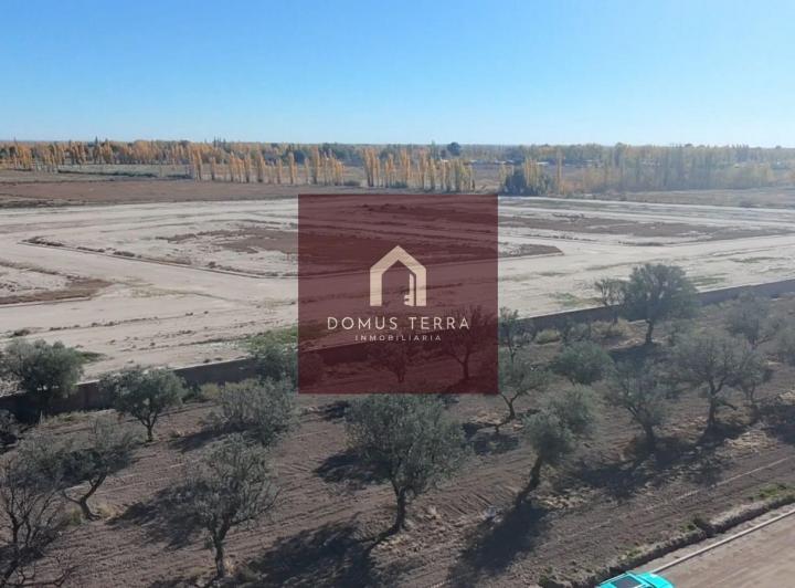 Terreno · 420m²