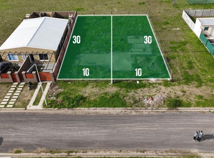 Terreno · 300m²