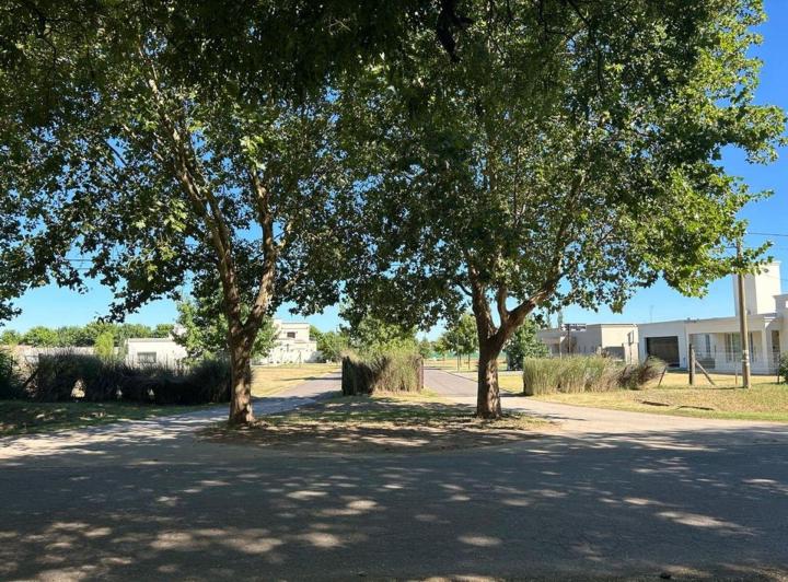 Terreno · 1597m²