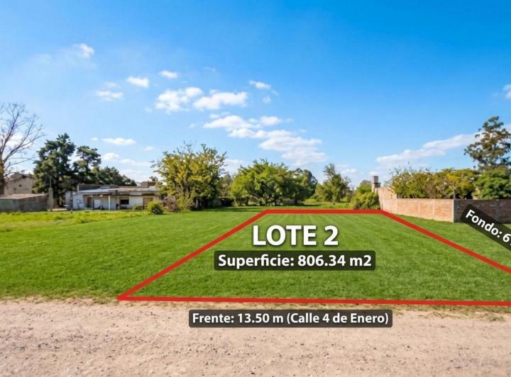Terreno · 806m²