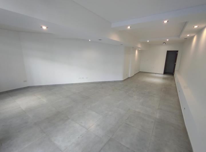 Local comercial · 56m²