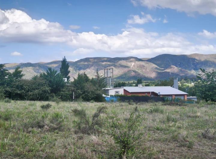Terreno · 2069m²