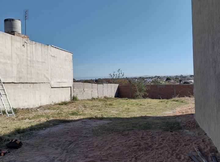 Terreno · 300m²