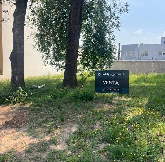 Terreno · 250m²