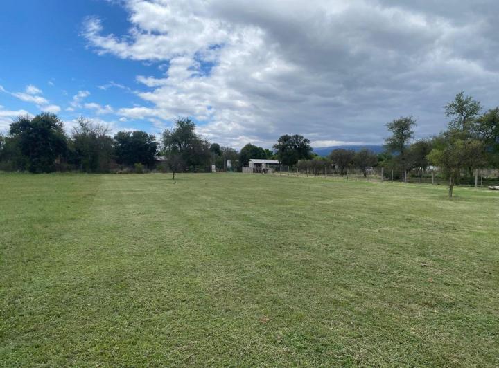 Terreno · 1637m²