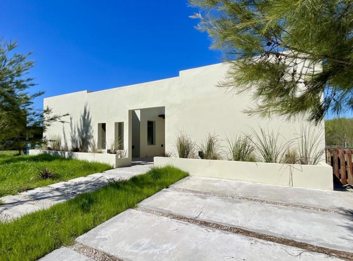 Casa · 164m² · 5 Ambientes · 3 Cocheras