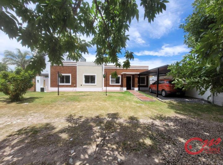 Casa · 120m² · 6 Ambientes · 1 Cochera