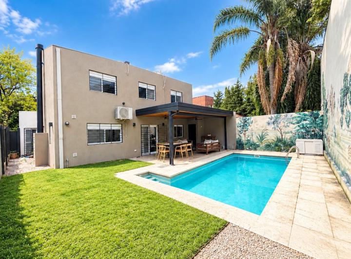 Casa · 135m² · 5 Ambientes