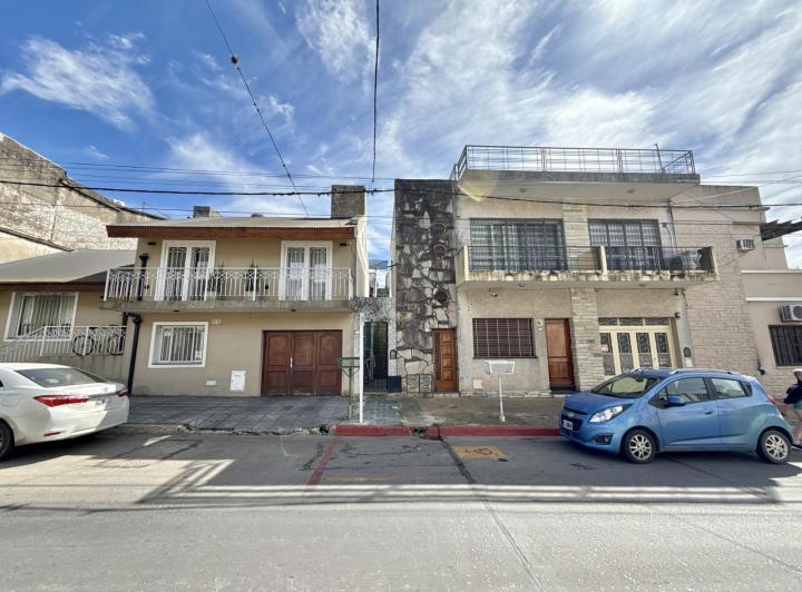 Casa · 140m² · 6 Ambientes