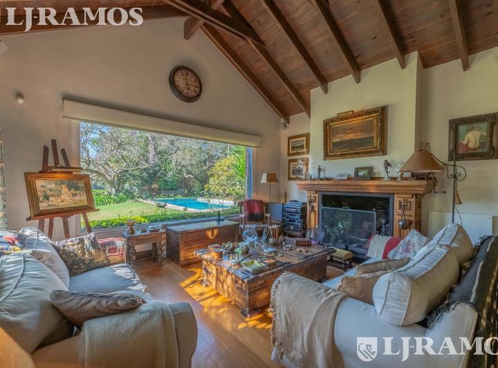 Casa · 291m² · 6 Ambientes