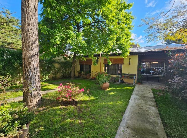 Casa · 90m² · 3 Ambientes · 1 Cochera
