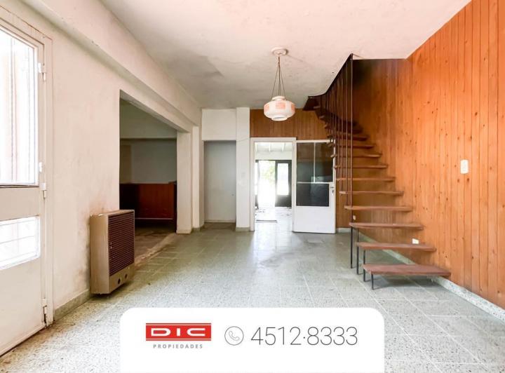 Casa · 170m² · 4 Ambientes · 1 Cochera