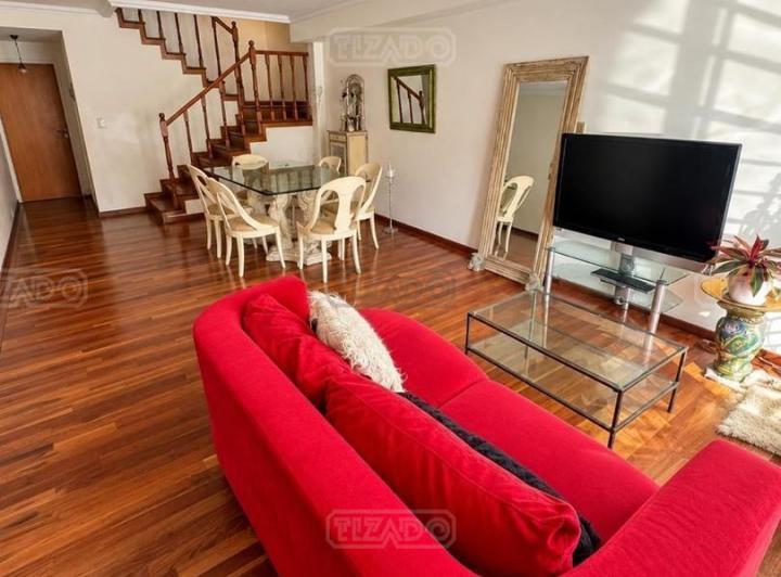 Casa · 171m² · 5 Ambientes · 2 Cocheras