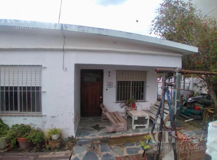Casa · 100m² · 67 Ambientes