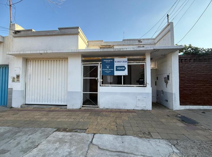 Casa · 274m² · 5 Ambientes · 1 Cochera