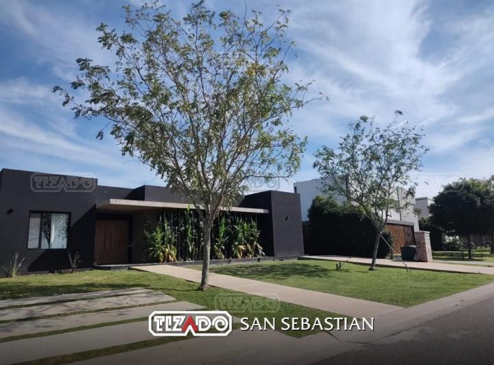 Casa · 115m² · 5 Ambientes · 1 Cochera