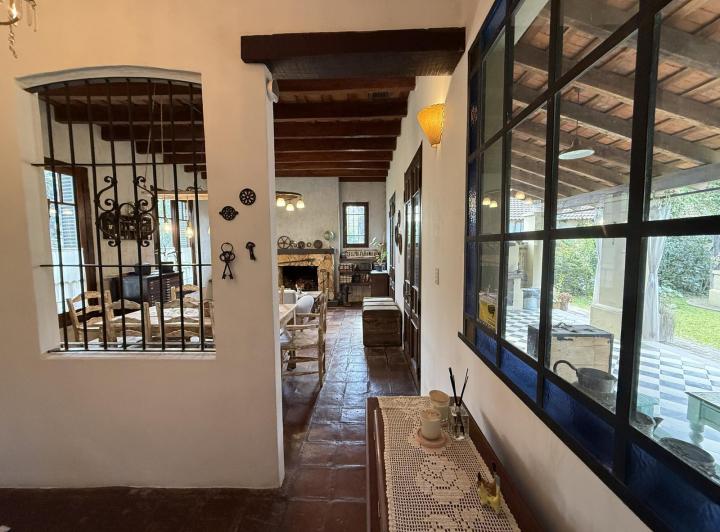 Casa · 150m² · 5 Ambientes · 3 Cocheras