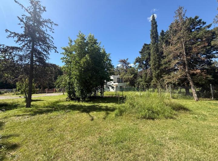 Terreno · 351m²