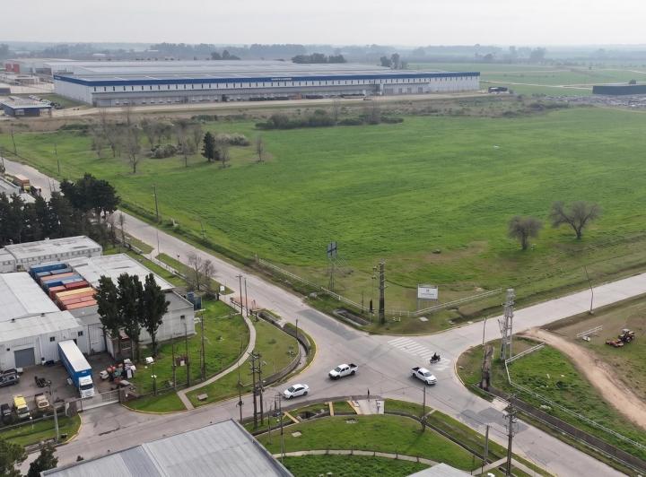 Terreno · 13766m²