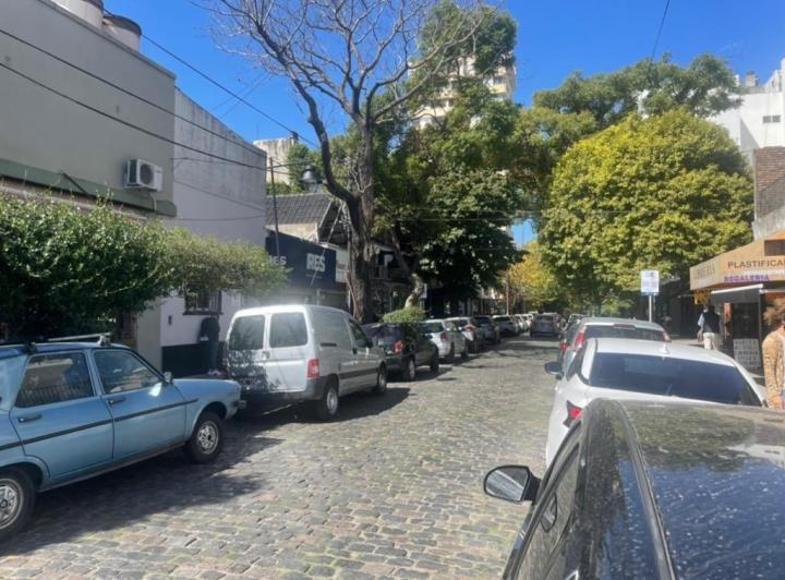 Local comercial · 225m²
