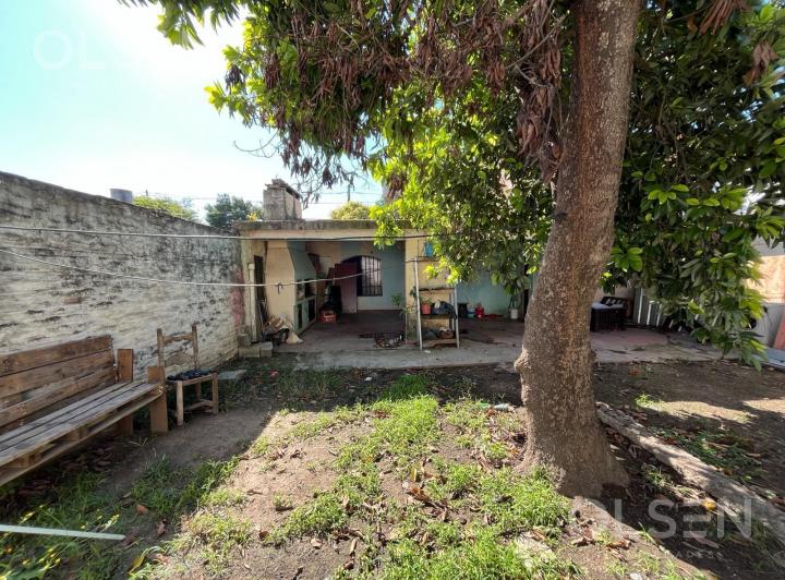Casa · 192m² · 8 Ambientes · 1 Cochera