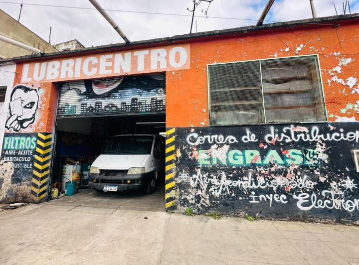 Local comercial · 102m²