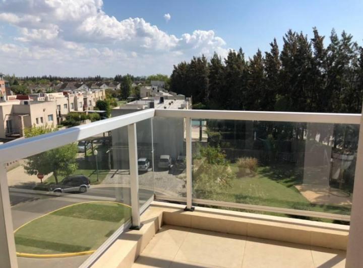 Departamento · 70m² · 2 Ambientes · 1 Cochera